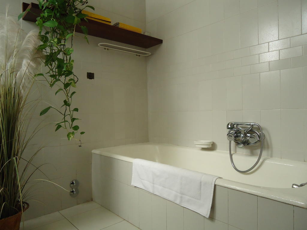 B&B Cottage Dei Consoli Sant'Agata Li Battiati Ruang foto