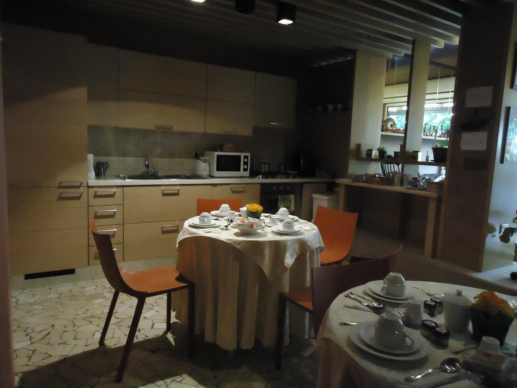 B&B Cottage Dei Consoli Sant'Agata Li Battiati Bagian luar foto